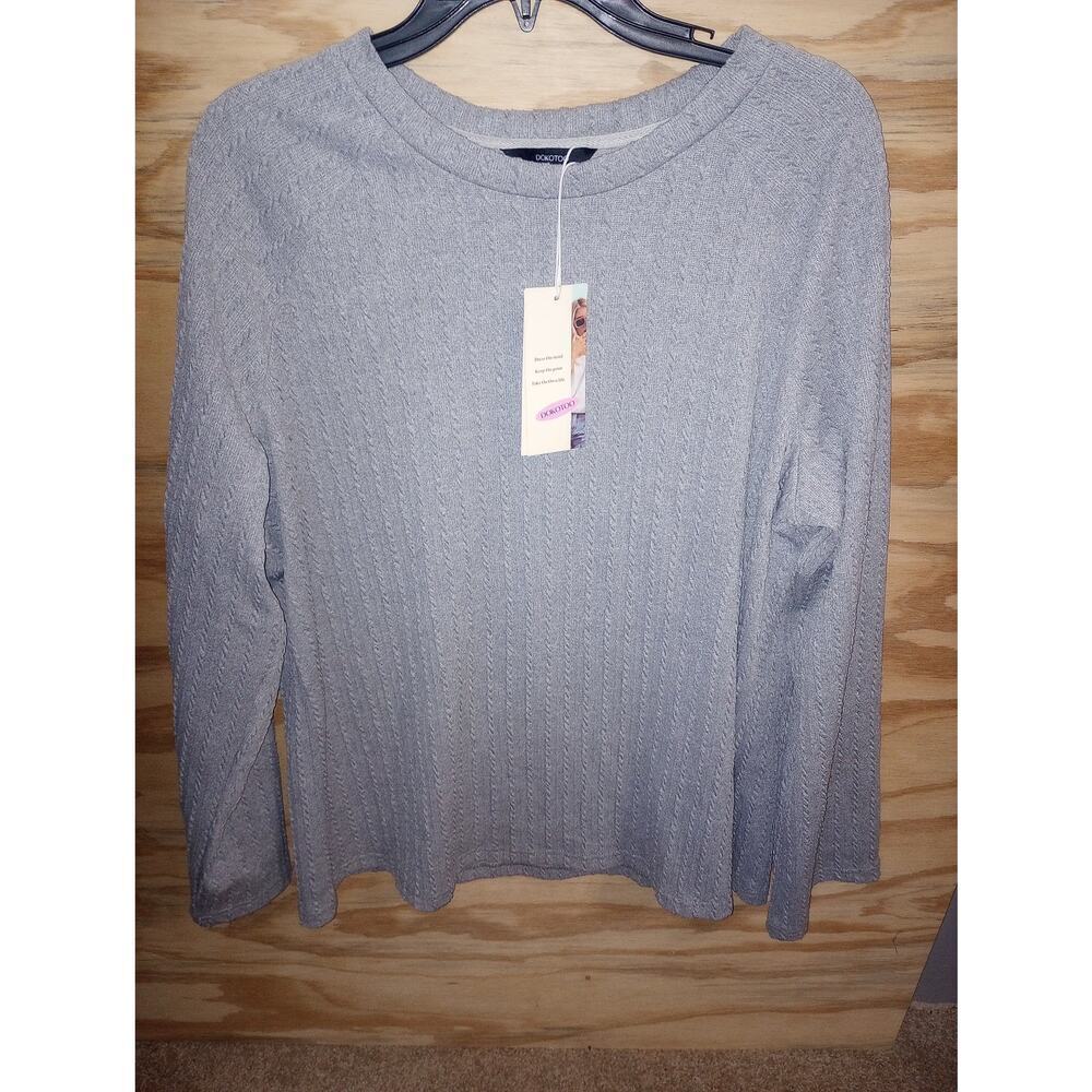 Women's Dokotoo Grey Textured Sweater 2x Plus